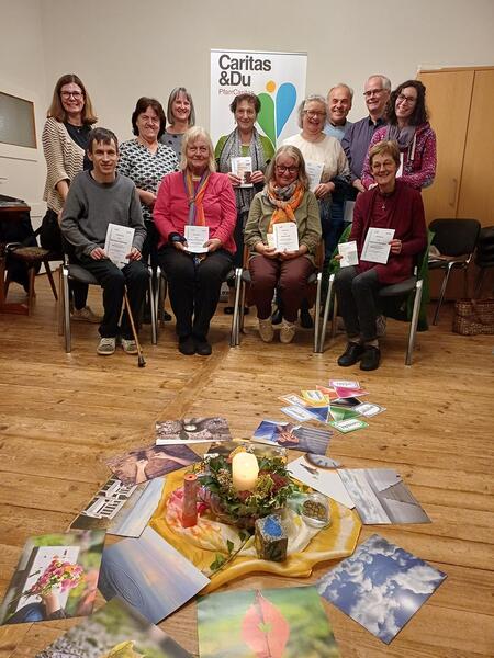 Menschen besuchen 2025